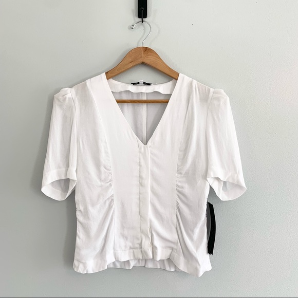 Olivaceous Tops - 5/$35 NEW Olivaceous Puff Sleeve Button Down Blouse White Size S